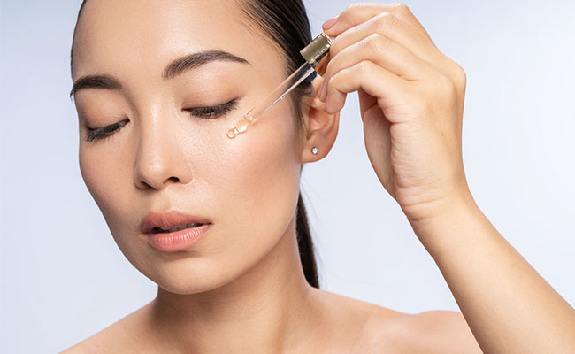 Facial Oils For Dry Skin: 5 Amazing Facial Oils To Keep Your Skin Nourished