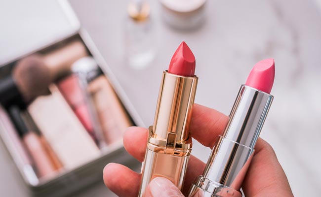 Beautiful Pink Lipsticks To Bookmark Now For A Perfect Pout