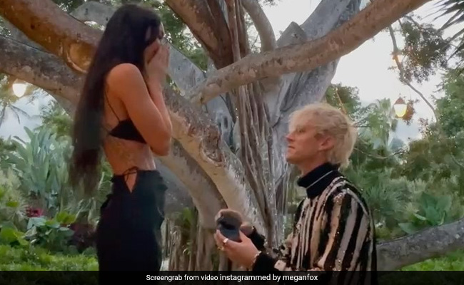 Megan Fox And Machine Gun Kelly Got Engaged, Then "Drank Each Other's Blood"