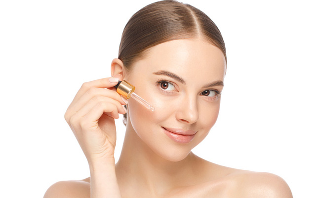 7 Best Face Serums For Glowing Skin