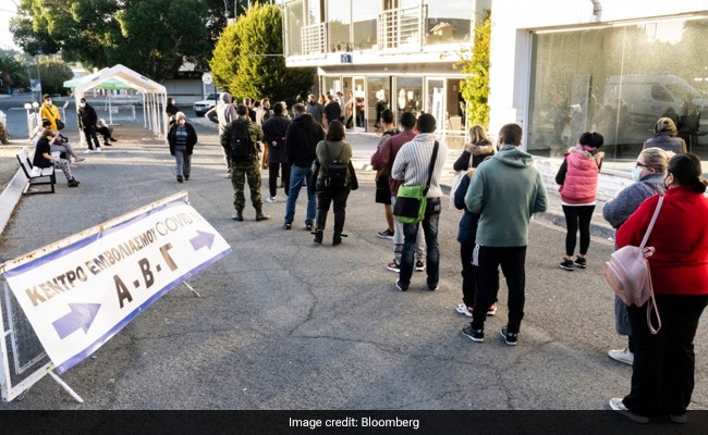 New "Deltacron" Variant Not Lab Error, Says Cypriot Scientist