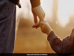 अगर आप भी बनना चाहते हैं एक आइडियल पापा, तो अपने बेटे को जरूर सिखाएं ये बातें  अगर आप भी बनना चाहते हैं एक आइडियल पापा, तो अपने बेटे को जरूर सिखाएं ये बातें