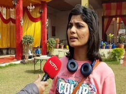 नेहा राठौर को यूपी में सिर्फ "का बा" ही क्यों दिखता: उनके पार्ट-2 गाने की हर लाइन पर सवाल! नेहा राठौर को यूपी में सिर्फ "का बा" ही क्यों दिखता: उनके पार्ट-2 गाने की हर लाइन पर सवाल!