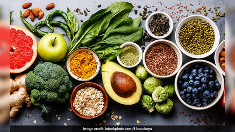 सर्दियों में भूलकर भी ना करें 5 चीजों का सेवन, जानिए परहेज करना क्यों है जरूरी