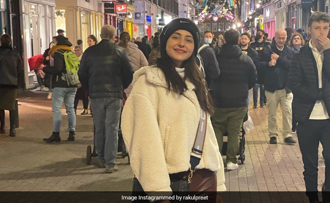 Rakul Preet Singh Starts Her Year With An Adorable Post. See Pic
