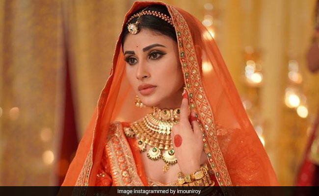 मौनी रॉय करने जा रही हैं शादी, जानें कौन सी है तारीख, कौन है दूल्हा और कहां होगी वेडिंग
