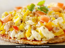 Forget Scrambled Eggs! Try This Quick Scrambled Paneer Recipe That's Perfect For Winter Mornings