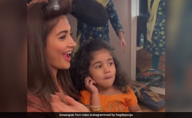 Video: पूजा हेगड़े ने मेकअप रूम में किया जोरदार डांस, देखते रह जाएंगे एक्ट्रेस का ये अनोखा अंदाज