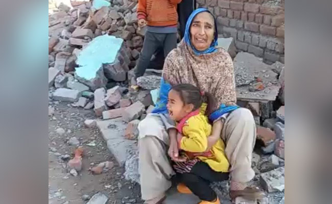 Families On Sit-In Protest For 2 Weeks After Homes Demolished In Jammu