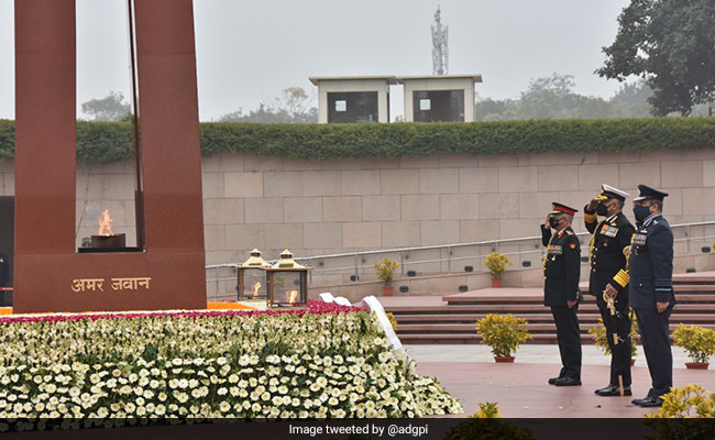 "India Is Proud": PM Modi, President Extend Greetings On Army Day