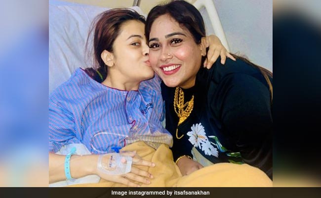 <i>Bigg Boss 15</i>: Afsana Khan Visits Devoleena Bhattacharjee In The Hospital