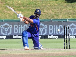 IND vs SL: श्रीलंका के खिलाफ वनडे और T-20 के लिए ऐसी हो सकती है भारतीय टीम, देखें संभावित खिलाड़ियों की लिस्ट IND vs SL: श्रीलंका के खिलाफ वनडे और T-20 के लिए ऐसी हो सकती है भारतीय टीम, देखें संभावित खिलाड़ियों की लिस्ट