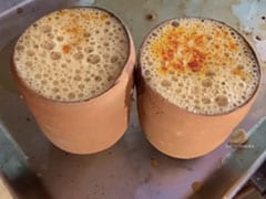 Viral Video: Street Vendor's Butter Chai Has Left The Internet With Mixed Reactions Viral Video: Street Vendor's Butter Chai Has Left The Internet With Mixed Reactions