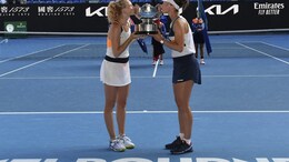 Barbora Krejcikova, Katerina Siniakova Win Australian Open Women's Doubles