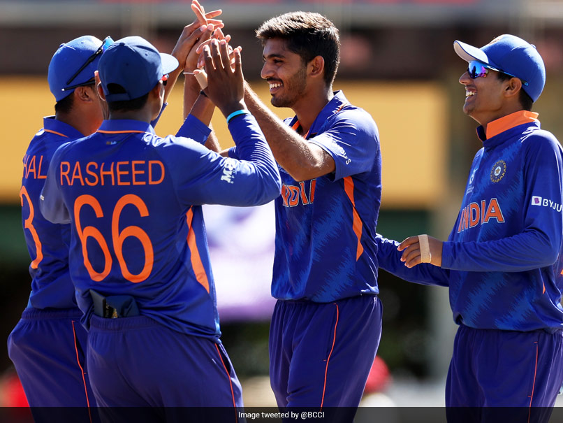 ICC U19 WORLD CUP : बांग्लादेश 111 पर ऑल आउट, रवि कुमार ने लिए सबसे ज्यादा विकेट