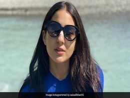 Sara Ali Khan कश्मीर में विंटर स्टाइल में दिखीं, वाइब्रेंट पर्पल पुलओवर में लग रही हैं सबसे जुदा Sara Ali Khan कश्मीर में विंटर स्टाइल में दिखीं, वाइब्रेंट पर्पल पुलओवर में लग रही हैं सबसे जुदा