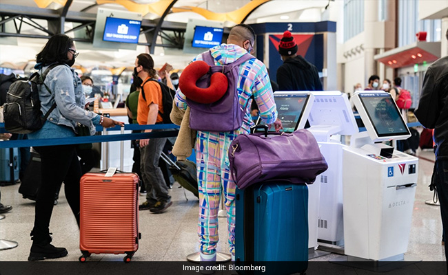 Storms, Omicron Saw 6,000 US Flights Cancelled In One Weekend