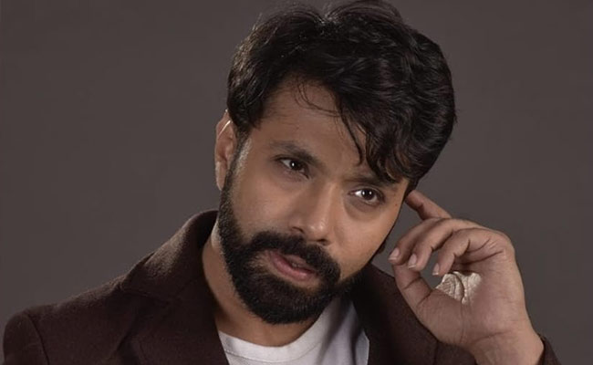 शिक्षा तंत्र के बाद 'मैला' उठाने वालों पर फिल्म ला रहे आदित्य ओम