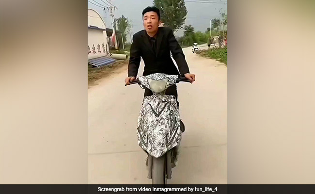 शख्स ने किया गजब जुगाड़, टूटी साइकिल से बना डाली Eco Friendly Scooty, लोग बोले- पेट्रोल की भी जरूरत नहीं