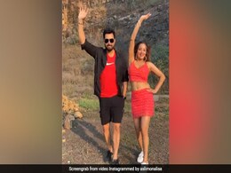 मोनालिसा ने पति विक्रांत संग पहाड़ों के बीच किया डांस, बोलीं- अपने सजना के साथ...देखें VIDEO मोनालिसा ने पति विक्रांत संग पहाड़ों के बीच किया डांस, बोलीं- अपने सजना के साथ...देखें VIDEO