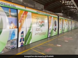 Delhi Metro Launches Special Train To Mark '<i>Azadi Ka Amrit Mahotsav</i>' Delhi Metro Launches Special Train To Mark '<i>Azadi Ka Amrit Mahotsav</i>'