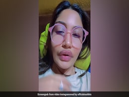 VIDEO: सुरभि चंदना के नए लुक को देख टेंशन में आए फैन्स, पूछा- सर्जरी करवा ली है क्या? VIDEO: सुरभि चंदना के नए लुक को देख टेंशन में आए फैन्स, पूछा- सर्जरी करवा ली है क्या?