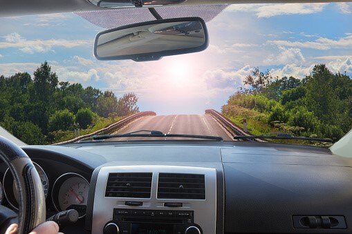 Replace Your Own Windshield in Seven Steps