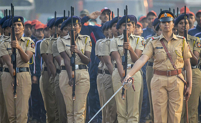 Women Cops Get Duty Time Cut To 8 Hours From 12 In Maharashtra