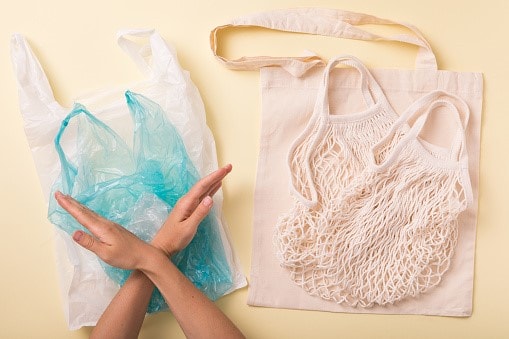 Easy Ways To Make Your Trip Plastic-Free
