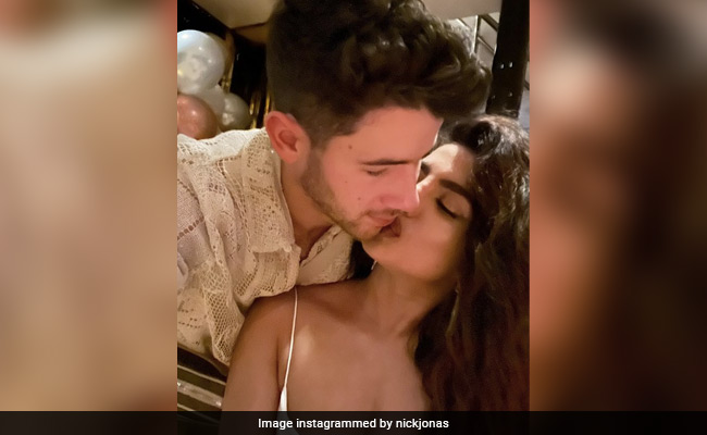 New Year 2022: Inside Priyanka Chopra And Nick Jonas' Festivities. Isn't It Romantic?