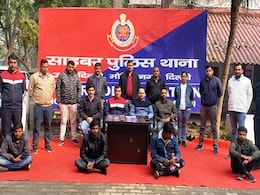 'KYC के नाम पर बैंक अकाउंट कर देता था खाली', दिल्ली पुलिस ने अंतरराज्यीय गिरोह को धर दबोचा 'KYC के नाम पर बैंक अकाउंट कर देता था खाली', दिल्ली पुलिस ने अंतरराज्यीय गिरोह को धर दबोचा