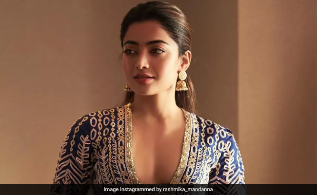Rashmika Mandanna "Trying To Pose" Is All Of Us. See Pics