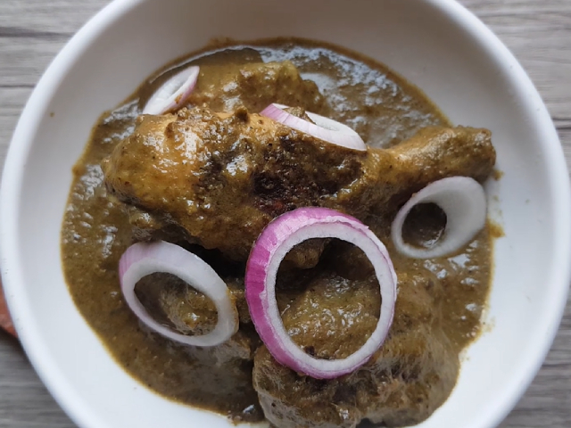 Hariyali Murgh Masala Recipe | How To Make Hariyali Murgh Masala