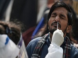 कहर कोरोना का : सिर्फ एक हफ्ते में कोविड के औसत दैनिक केसों में 238% की बढ़ोतरी कहर कोरोना का : सिर्फ एक हफ्ते में कोविड के औसत दैनिक केसों में 238% की बढ़ोतरी