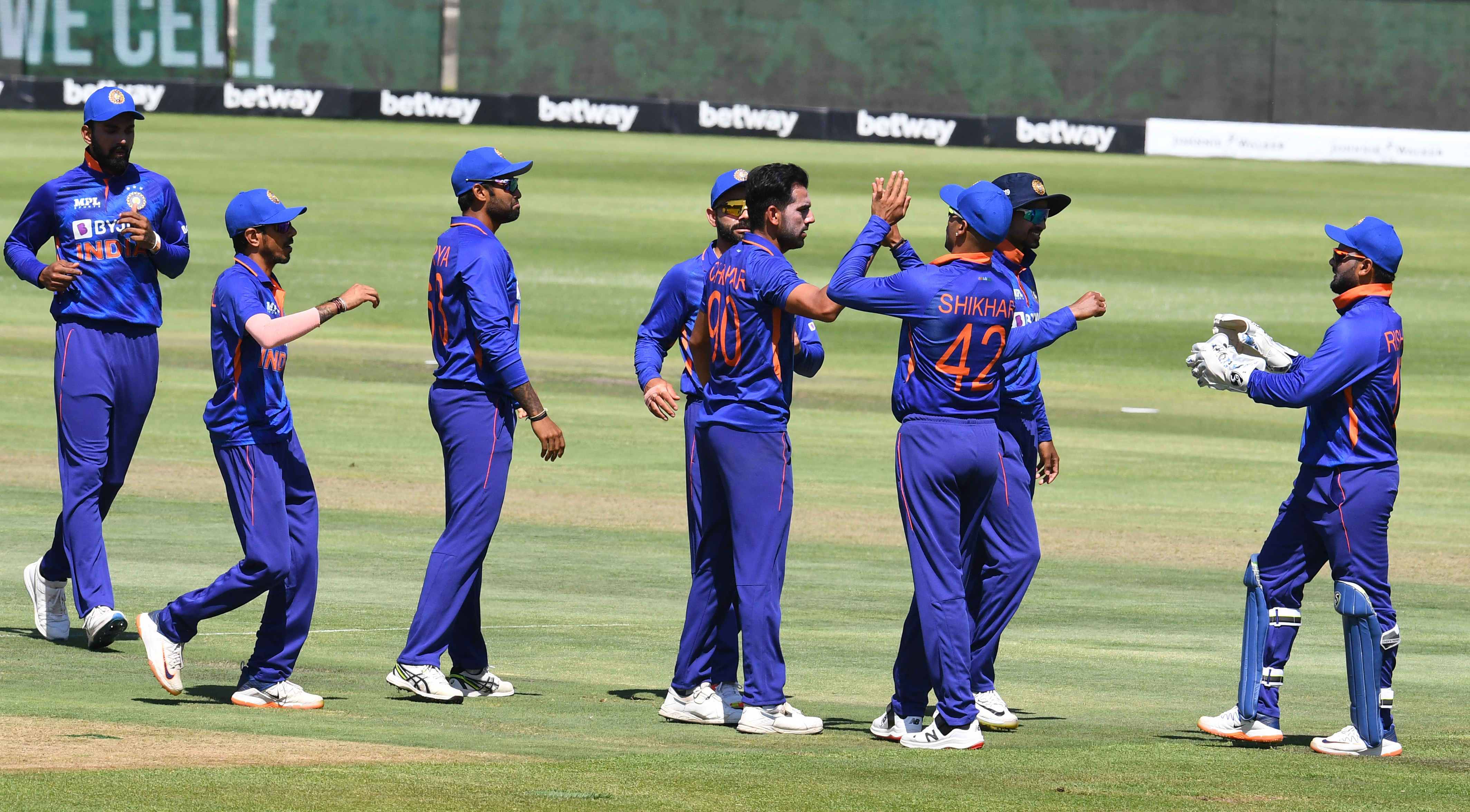 That One Ball Should Tell The Selectors Sanjay Manjrekar Wants Fresh Faces In India Odi Team In Place Of Struggling Veterans Cricket News That One Ball Should Tell The Selectors Sanjay Manjrekar Wants Fresh Faces In India Odi Team In Place Of Struggling Veterans Cricket News