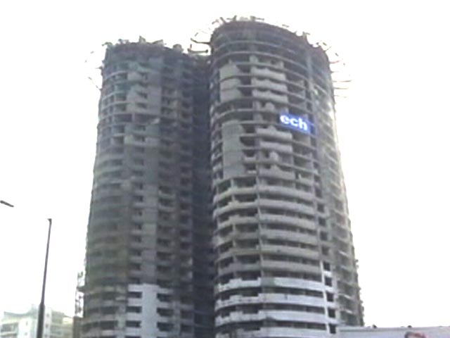 Refund With Interest Homebuyers Of To-Be-Razed Towers: Supreme Court