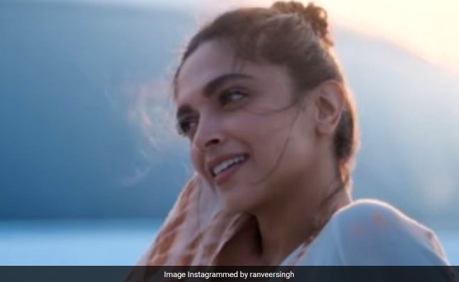 Aww, Ranveer Singh Can't Get Over Deepika Padukone In <i>Gehraiyaan</i>: "My Baby Girl Looks Like..."