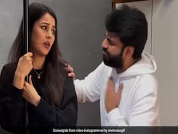 Shehnaaz Gill के 'तुहाडा कुत्ता टॉमी' के बाद इंटरनेट पर छाया 'बोरिंग डे' देखें यशराज मुखाते का नया वीडियो Shehnaaz Gill के 'तुहाडा कुत्ता टॉमी' के बाद इंटरनेट पर छाया 'बोरिंग डे' देखें यशराज मुखाते का नया वीडियो