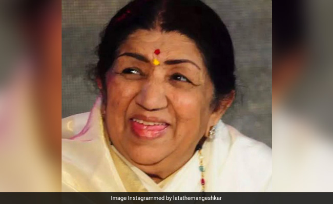Lata Mangeshkar Being Treated For COVID-19 And Pneumonia