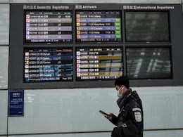 US Suspends 44 Passenger Flights To China In Tit-For-Tat With Beijing US Suspends 44 Passenger Flights To China In Tit-For-Tat With Beijing
