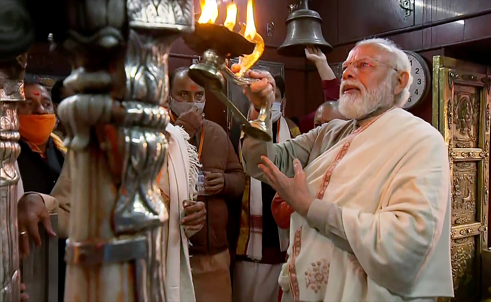 Opinion: In Varanasi, Priests Of 2 Key Temples Speak Against BJP