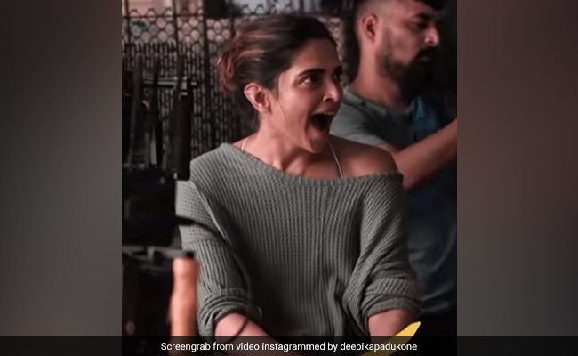"<i>Besabar</i>" Deepika Padukone Is This Excited For The Release Of <i>Gehraiyaan</i>