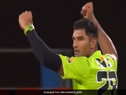 गुरिंदर संधू का बिग बैश में तहलका,  कैसा रहा 'पिज्जा ब्वाय' से 'हैट्रिक मैन' तक का सफर-देखिए Video गुरिंदर संधू का बिग बैश में तहलका,  कैसा रहा 'पिज्जा ब्वाय' से 'हैट्रिक मैन' तक का सफर-देखिए Video