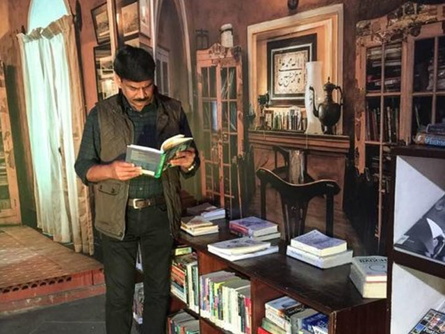 NDTV's Kamal Khan, Award-Winning Reporter, Dies; Tributes Pour In