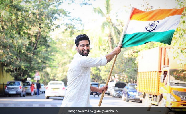 Republic Day: विकी कौशल के ये Kurta Looks आप पर भी चढ़ाएंगे देशभक्ति का रंग, गणतंत्र दिवस पर पहनने के लिए हैं परफेक्ट 