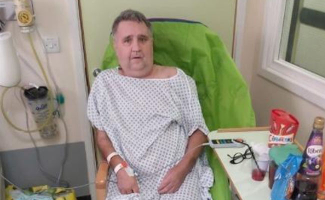 30 फीट ऊंची छत से गिरा शख्स, शरीर की सारी हड्डियां हुई चकनाचूर