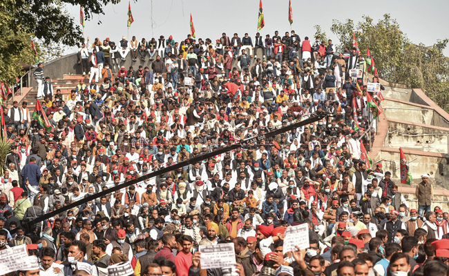 Samajwadi Party Gets Election Commission Notice Over Public Event