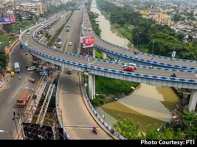 Bengal Allows Fairs, Wedding Functions; Covid Curbs Extended Till Jan 31