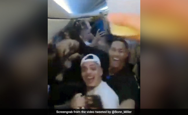 "Idiots": Canada PM Justin Trudeau Lashes Out At Maskless Influencers Partying On Plane