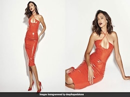 Deepika Padukone In A Fiery Red Dress Marks The Blazing Start To <i>Gehraiyaan</i> Promotions Deepika Padukone In A Fiery Red Dress Marks The Blazing Start To <i>Gehraiyaan</i> Promotions